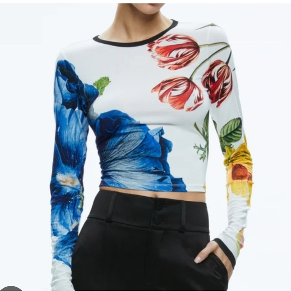 Floral Long Sleeve Crop Top